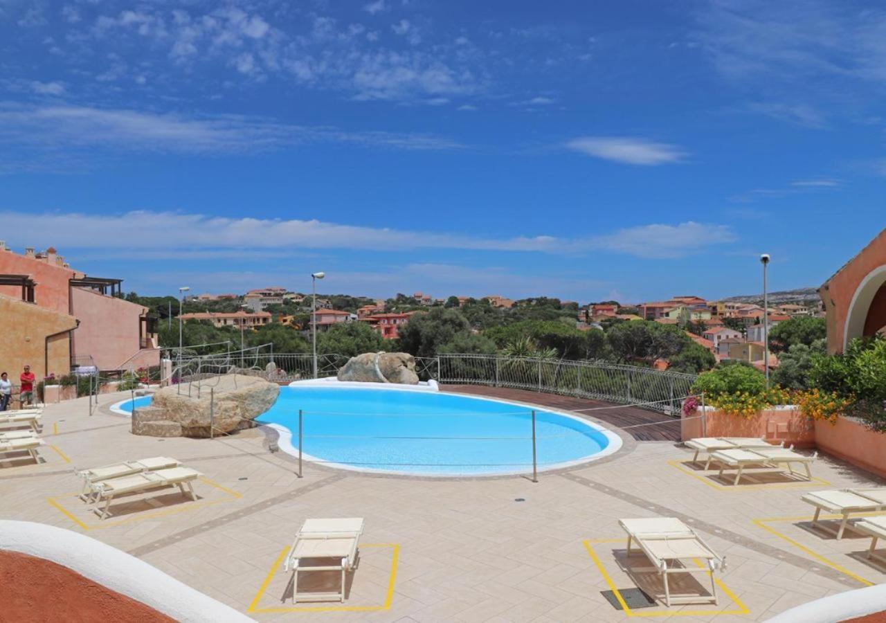Residence Borgo Punta Villa La Maddalena  Exteriör bild
