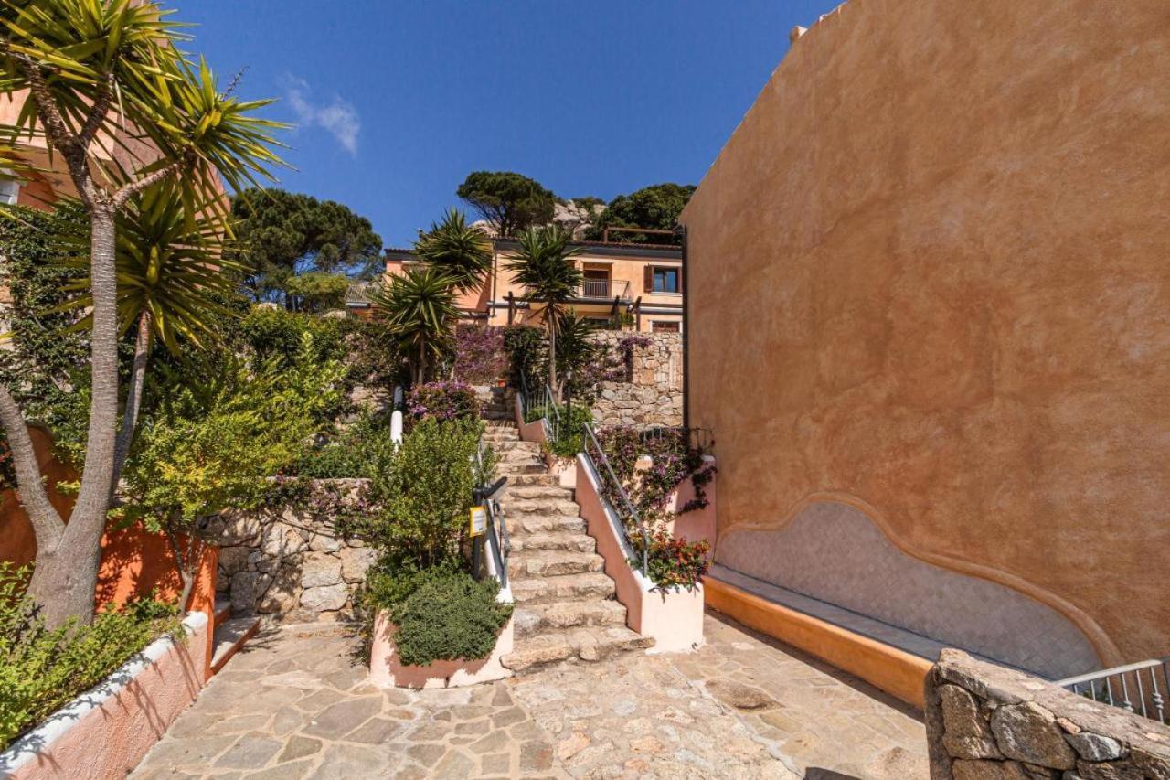 Residence Borgo Punta Villa La Maddalena  Exteriör bild