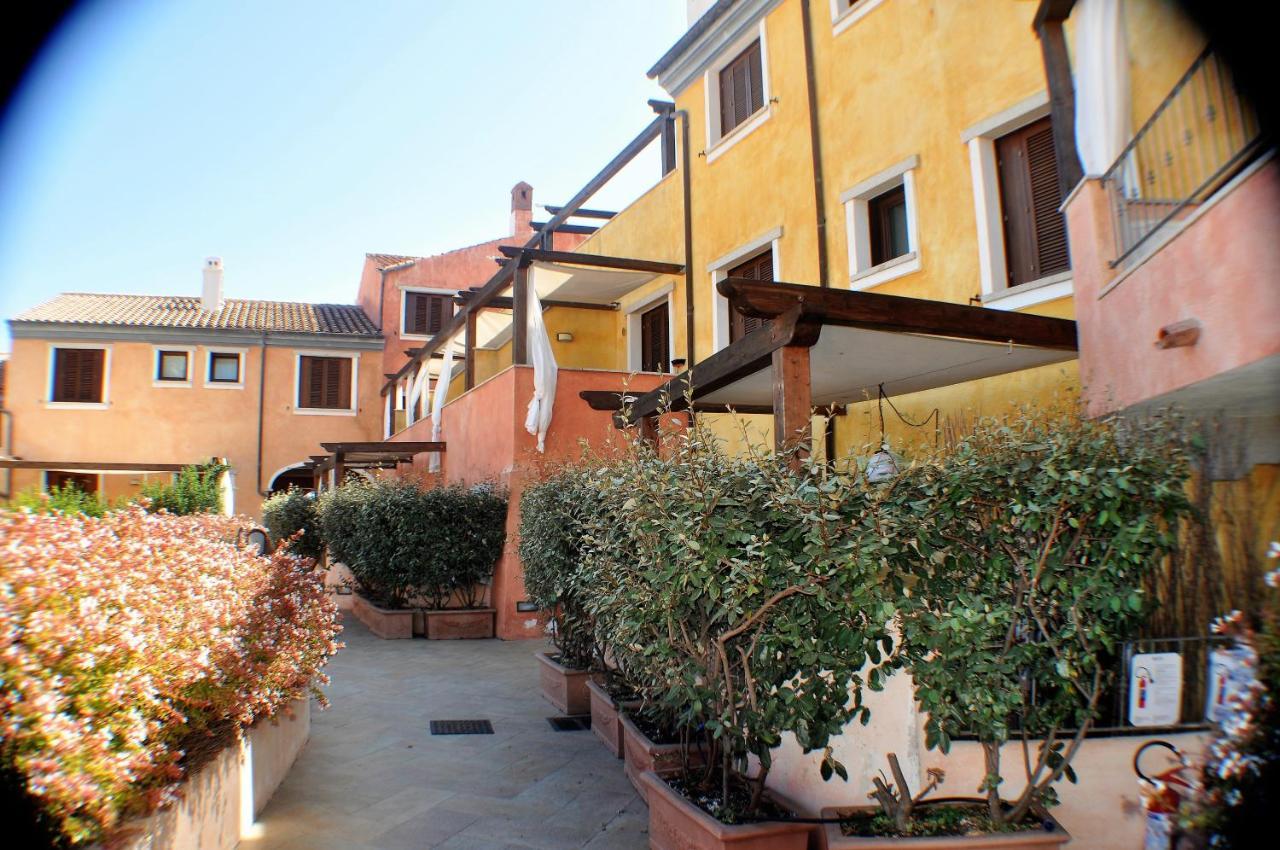 Residence Borgo Punta Villa La Maddalena  Exteriör bild