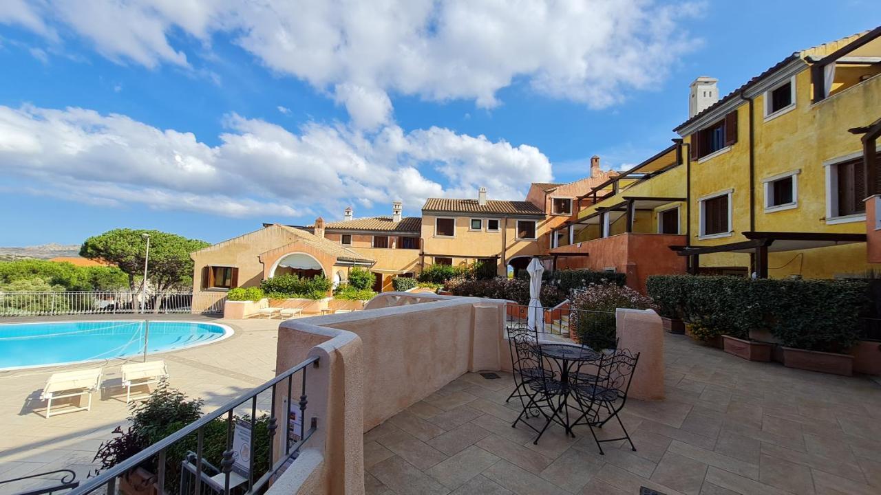 Residence Borgo Punta Villa La Maddalena  Exteriör bild