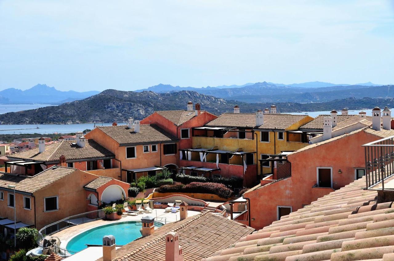 Residence Borgo Punta Villa La Maddalena  Exteriör bild