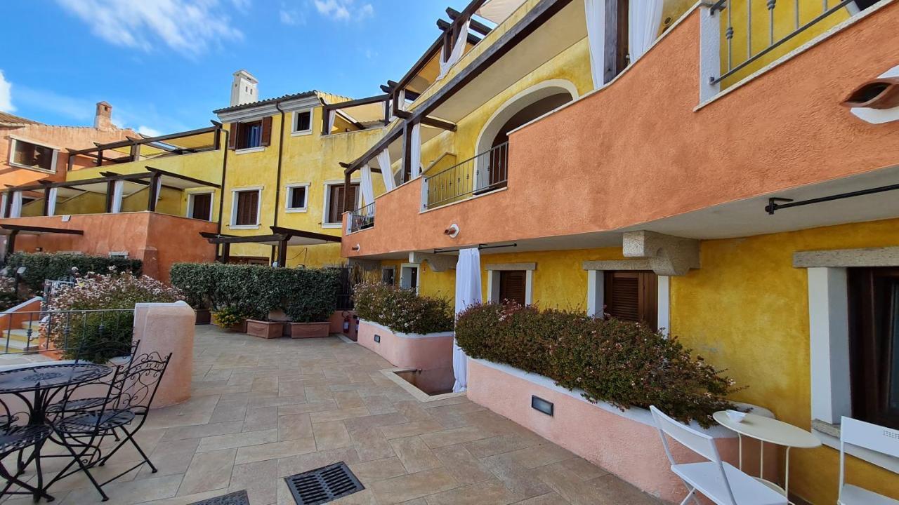 Residence Borgo Punta Villa La Maddalena  Exteriör bild
