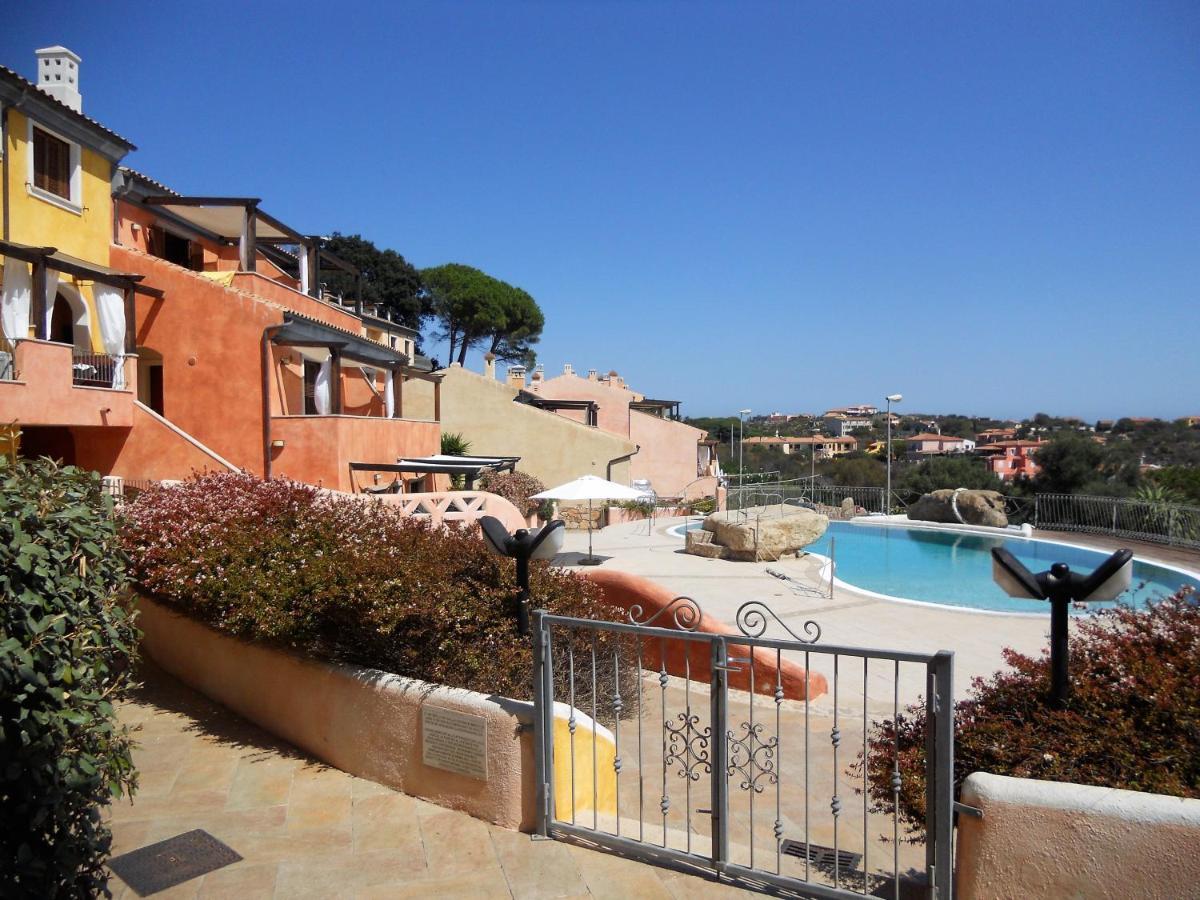 Residence Borgo Punta Villa La Maddalena  Exteriör bild