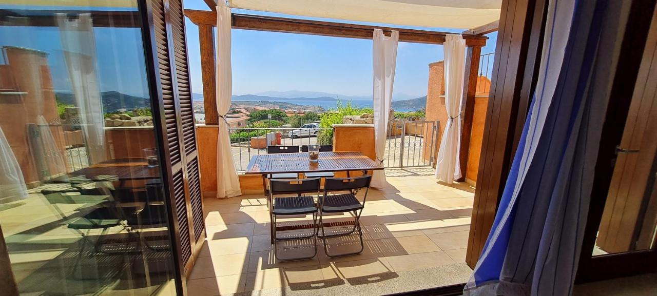 Residence Borgo Punta Villa La Maddalena  Exteriör bild
