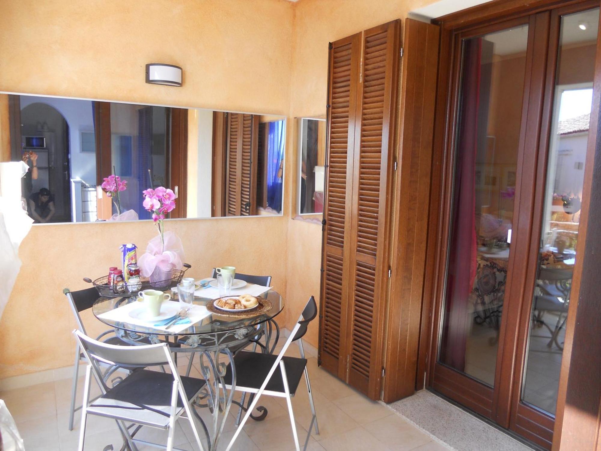 Residence Borgo Punta Villa La Maddalena  Rum bild