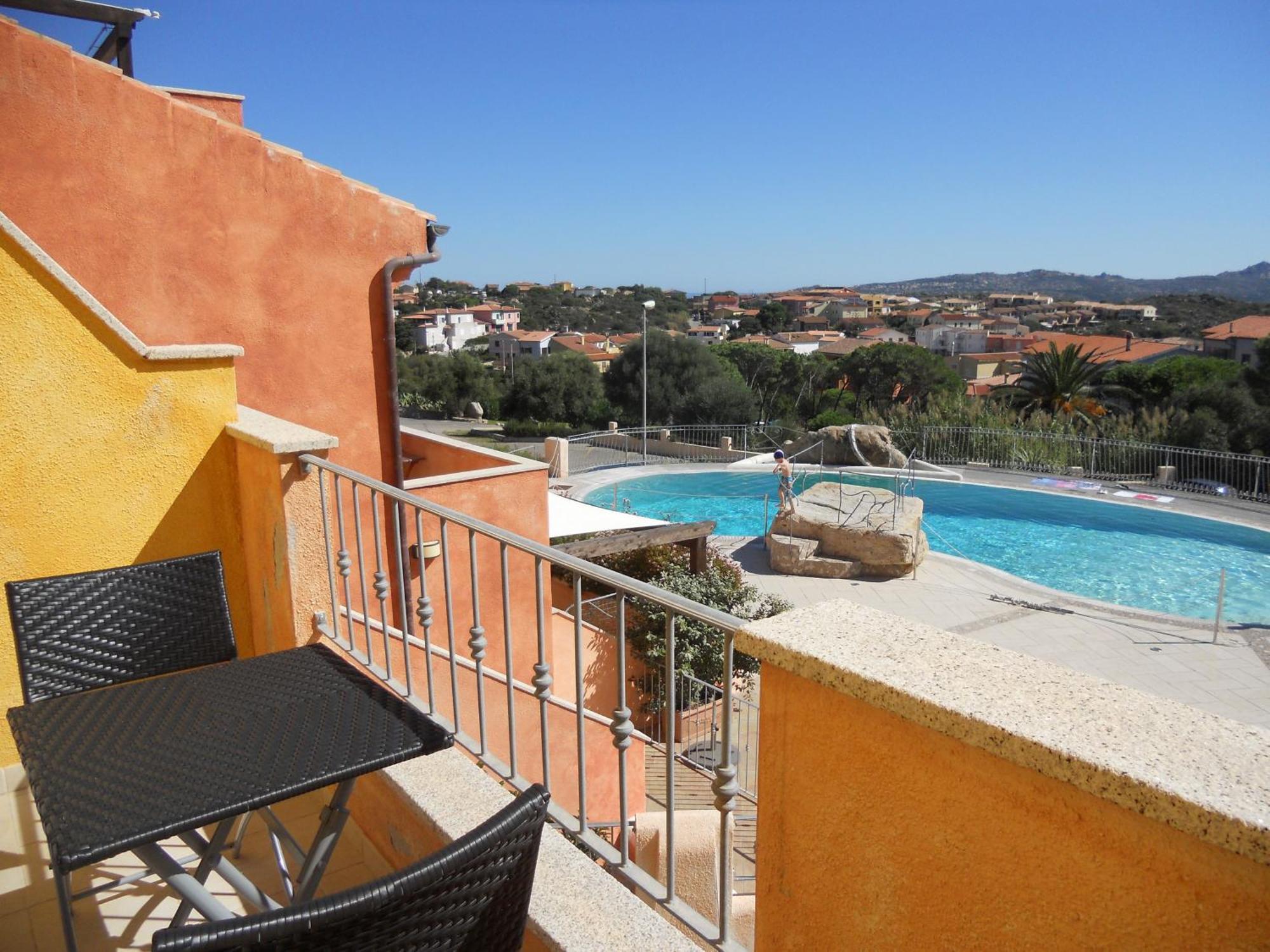 Residence Borgo Punta Villa La Maddalena  Rum bild